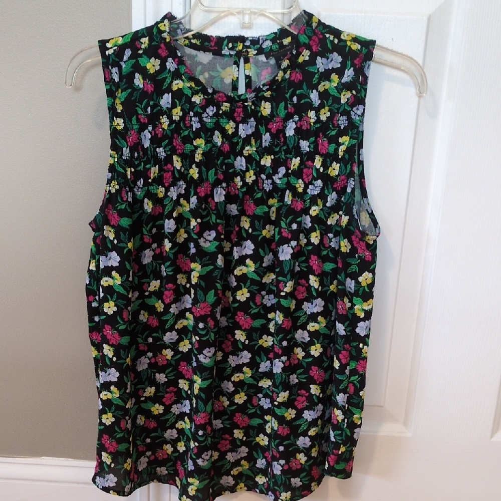 Floral Sleeveless Women's Top